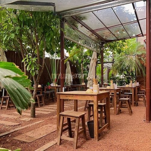 QUÁN ĂN NGÕ THÁI BÌNH THẠNH TUYỂN 3 NHÂN VIÊN PHỤC VỤ 