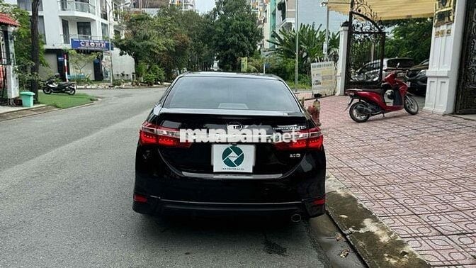 Toyota Corolla Altis 2016 2.0V - 128000 km