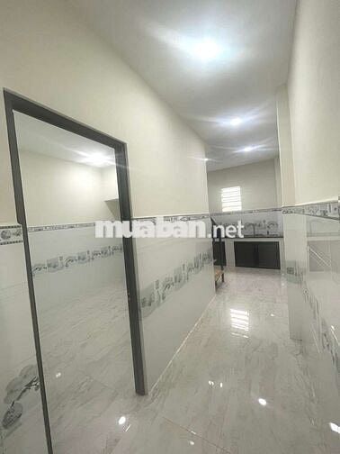 Bán Nhà 2 Tầng, 3PN Ngang 4m Kế Hẻm Xe Hơi Hoàng Quốc Việt Hơn 5 Tỷ TL