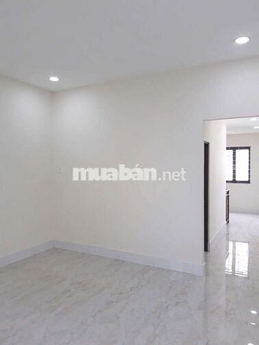 Bán Nhà 2 Tầng, 3PN Ngang 4m Kế Hẻm Xe Hơi Hoàng Quốc Việt Hơn 5 Tỷ TL