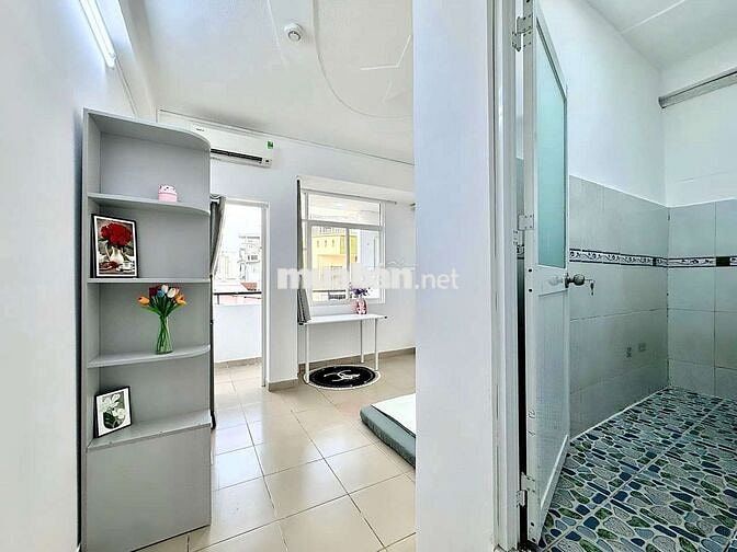 CĂN HỘ MINI BAN CÔNG MỚI 100% GẦN CHỢ BÀ CHIỂU,THUẬN TIỆN QUA QUẬN  1