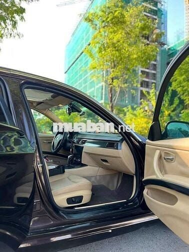 BMW 320i 2010 màu đen, ghế da, 113.000 km