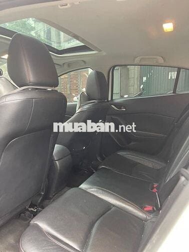 Mazda 3 sx 2015 số tự động màu trắng