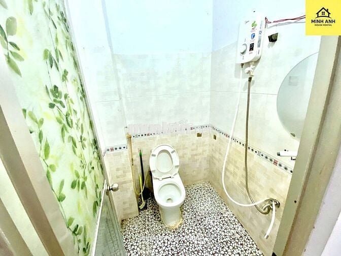 Cho thuê nguyên căn 533/18/ Phạm Văn Bạch, P.15, Tân Bình