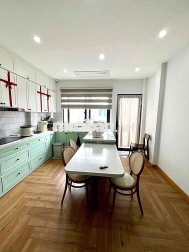 🌟 Bán nhà phố Kim Ngưu 41m² x 6 tầng thang máy ,ô tô tránh cách 40m 🌟 Bán nhà phố Kim Ngưu 41m² x 6 tầng thang máy ,ô tô tránh cách 40m