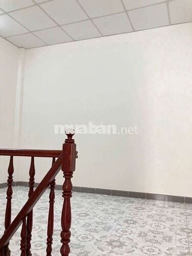 Nhà trống nguyên căn cho thuê lâu dài Tân Bình