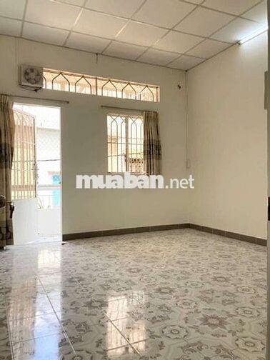 Nhà trống nguyên căn cho thuê lâu dài Tân Bình