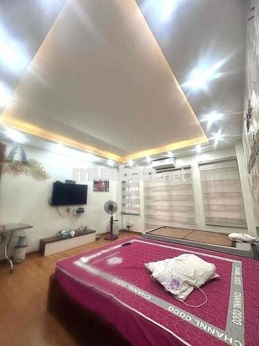 Nhà phân lô phố Kim Ngưu,54m² x 5 tầng ,thang máy ,lô góc,ô tô  cửa