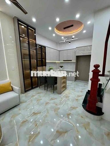 TRUNG TÂM GÒ  VẤP NHÀ MỚI ĐẸP Ở NGAY . DTSD 168 M2 -NHÀ 4 TẦNG VỚI 4PN