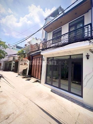 Nhà mới 2 tầng, gần ĐH MARKETING, Q7, 🚗 ngủ nhà, 41m2, nhỉnh 7 tỷ 