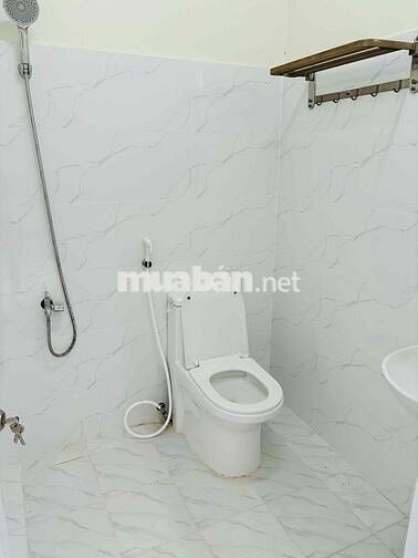 CHDV có ban công ngay Gigamall