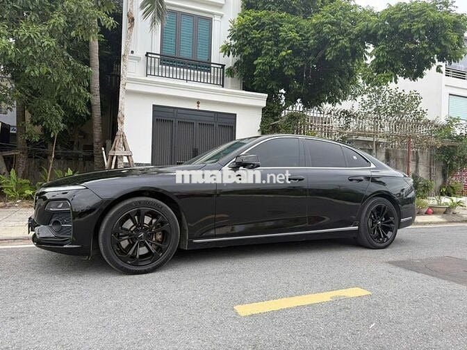 VinFast Lux A2.0 Plus