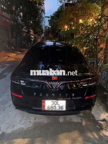 VinFast Lux A2.0 Plus