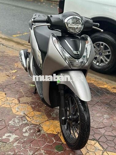 SH Mode Mua Vào Tháng 12/2024 Xe Ít Đi Còn Khá Đẹp