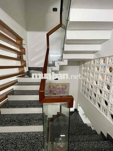 Cần Bán Gấp Căn Nhà HXH Đường số 59