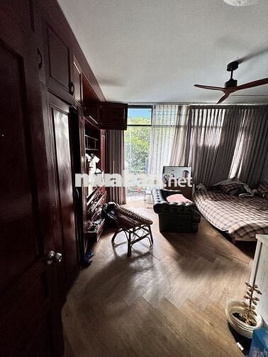 HXH rộng 233/15 Lê Quang Định 6,25 x 18,5 CN 113 m2 4 lầu th/nhap 39tr