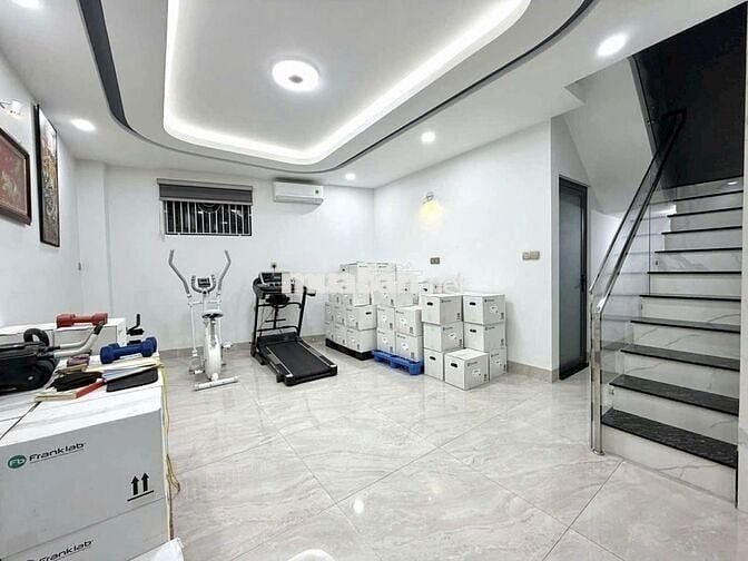 Toà nhà 8 tầng 117m2 - Góc 3 mặt thoáng - 13 Phòng hẻm oto 6m - 24 Tỷ