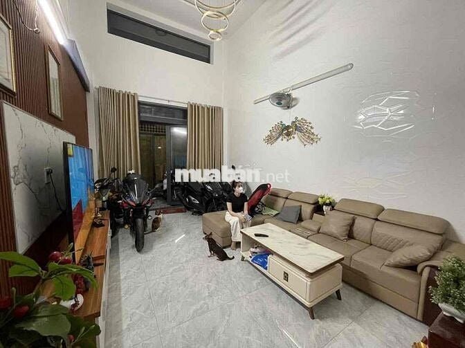 Cần Bán Gấp Căn Nhà HXH Đường số 59