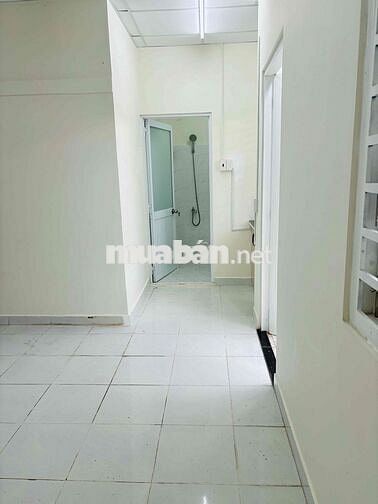 CHDV có ban công ngay Gigamall