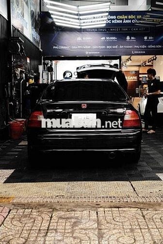 Honda Accord 1994 2.2 MT - 150000 km