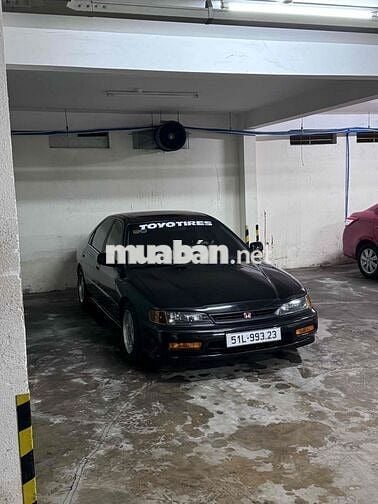 Honda Accord 1994 2.2 MT - 150000 km