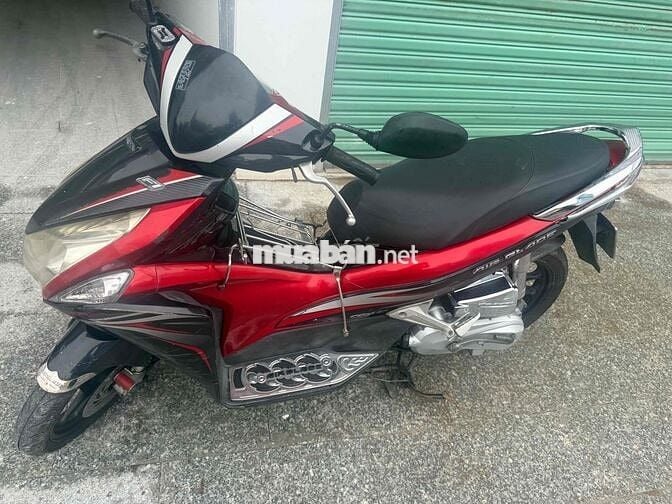 xe honda Air Blade xanh phun Fi nhut doi 2012