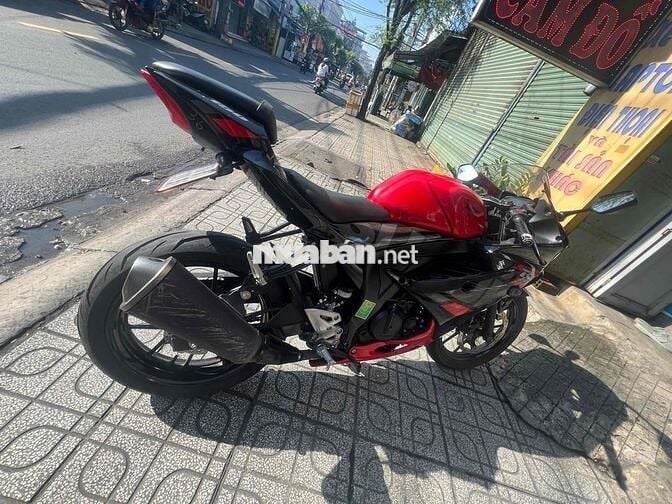 cần bán xe máy Moto Suzuki RSX 150 odo 18,000km