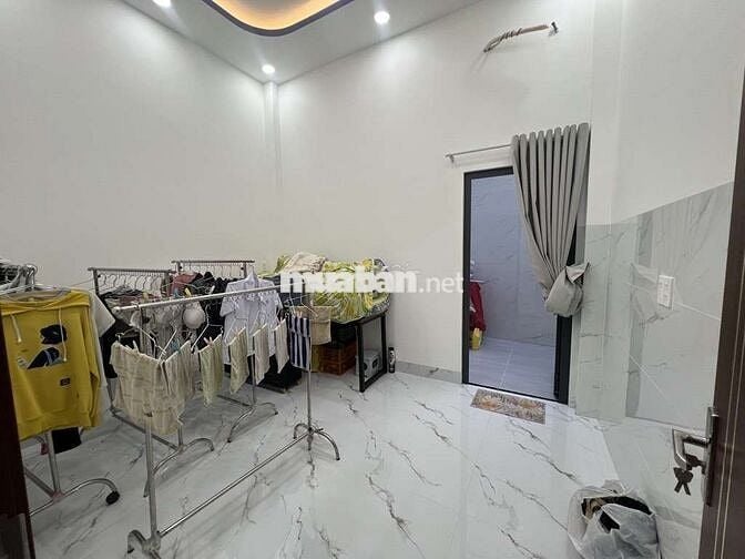 BÁN NHÀ HẺM 1886 HTP, NHÀ BÈ, DTSD 240M2, NHÀ MỚI, Ở NGAY, NHỈNH 5 TỶ