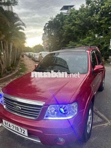 Ford Escape 2005 - SUV 5Chỗ - Màu Đỏ