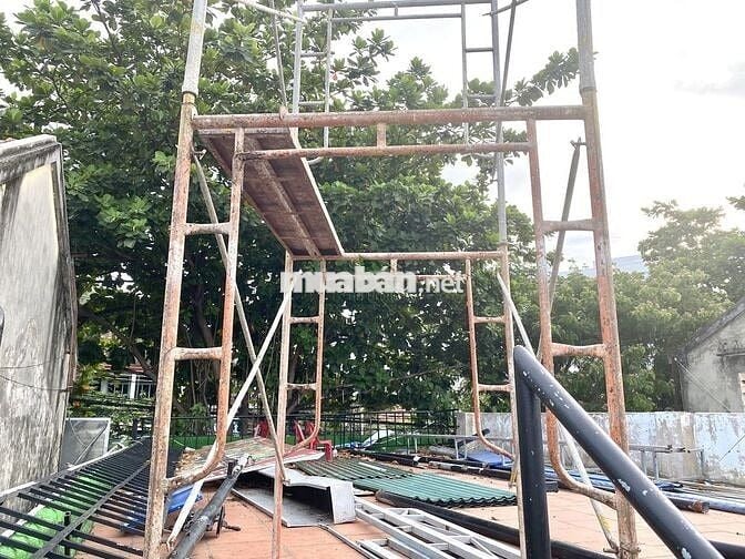 CHO THUÊ MẶT BẰNG MẶT TIỀN TRẦN PHÚ 400M2 NGANG 14 MÉT GIÁ 60 TRIỆU