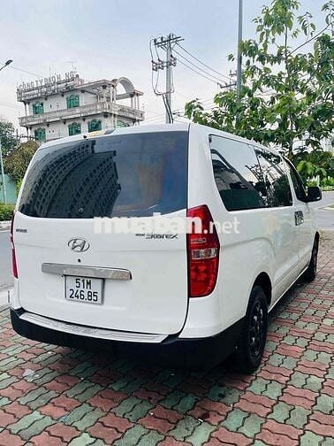 Không xài cần bán Hyundai Grand Starex H1 2011 6c