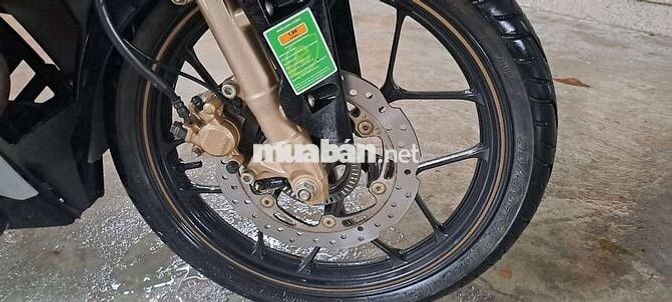 Đổi xe lên đời cần bán xe Winner V3 bản thể thao