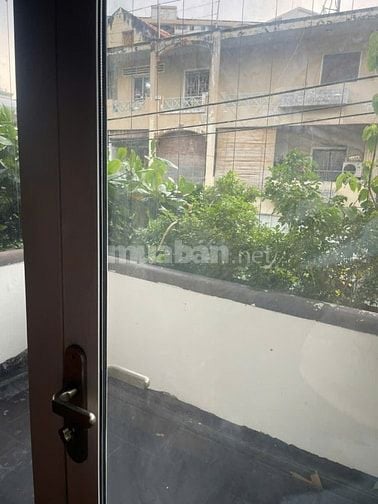 Chung cư 08 Bà Huyện Thanh Quan, Q3: 2p ngủ rộng, máy lạnh, 72m2, 9tr