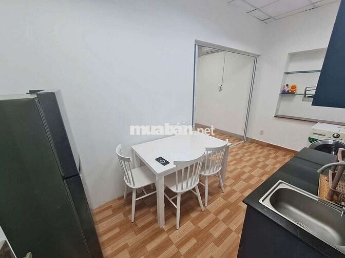 STUDIO 35M2 BAN CÔNG PHAN VĂN TRỊ BÌNH THẠNH GẦN Q1 Q3 KẾ VLU, IUH