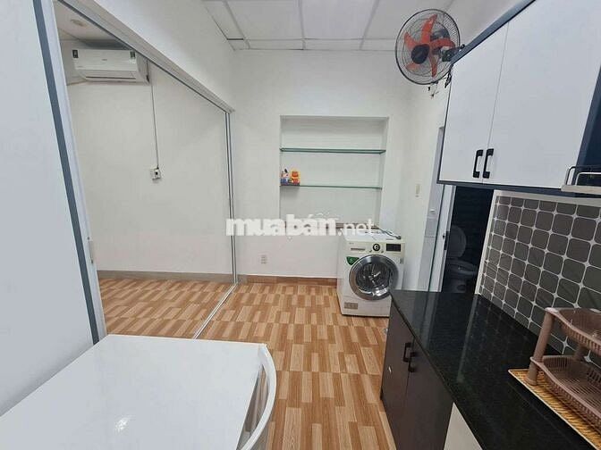 STUDIO 35M2 BAN CÔNG PHAN VĂN TRỊ BÌNH THẠNH GẦN Q1 Q3 KẾ VLU, IUH