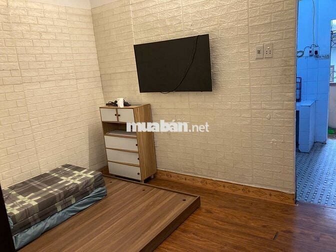 CHO THUÊ NHÀ TẬP THỂ 45M2, CĂN GÓC, HAI BÀ TRƯNG, HÀ NỘI