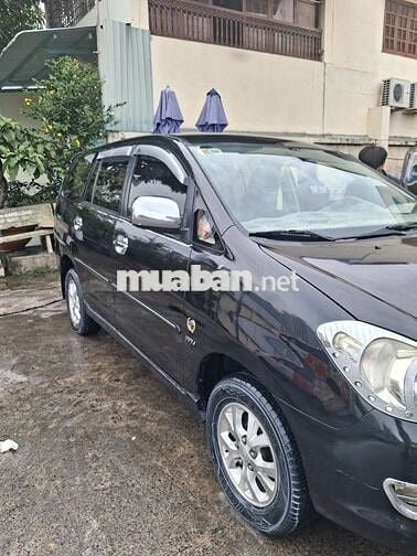Toyota Innova G 2006 màu đen, 175.000 km