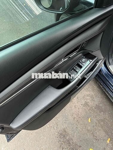 Mazda 3 2022 1.5L Luxury - 59000 km