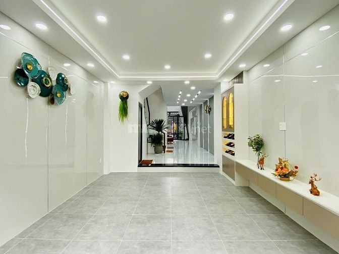 ⭐️Nhà 4 Lầu THANG MÁY tuyệt đẹp Cao cấp 2 mặt hẻm xe hơi 5m Thống Nhất