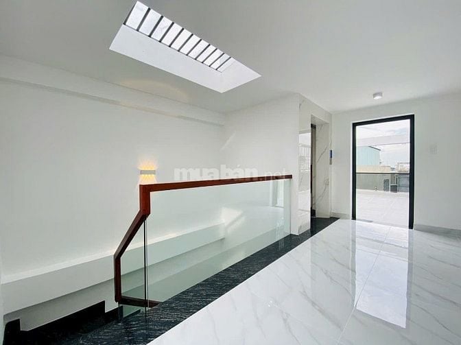 ⭐️Nhà 4 Lầu THANG MÁY tuyệt đẹp Cao cấp 2 mặt hẻm xe hơi 5m Thống Nhất