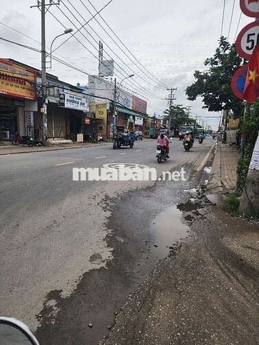 Bán nhà quốc lộ 50 phong phú cách ngã tư nguyễn văn linh 1,7km