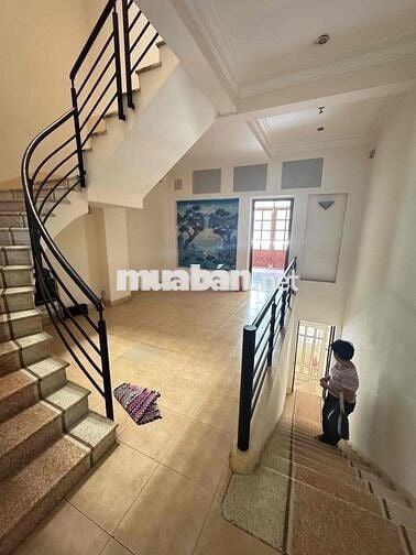 Nhà nguyên căn mặt tiền đường số 5 khu dân cư cao lỗ Q8