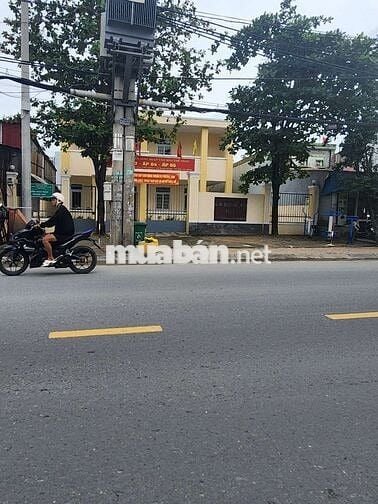 Bán nhà quốc lộ 50 phong phú cách ngã tư nguyễn văn linh 1,7km