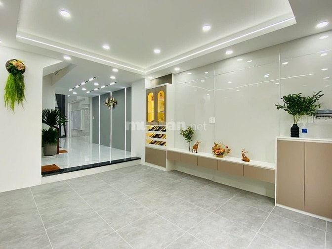⭐️Nhà 4 Lầu THANG MÁY tuyệt đẹp Cao cấp 2 mặt hẻm xe hơi 5m Thống Nhất