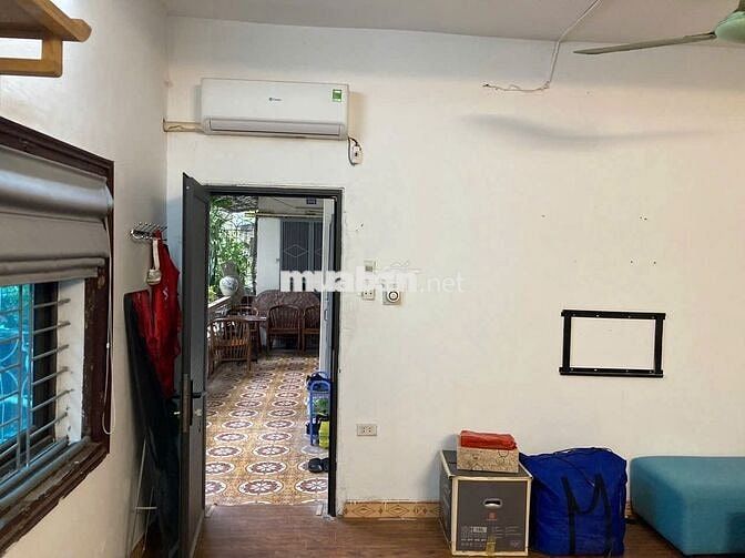 CHO THUÊ NHÀ TẬP THỂ 45M2, CĂN GÓC, HAI BÀ TRƯNG, HÀ NỘI