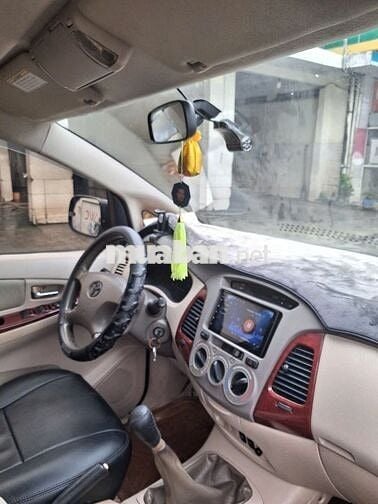 Toyota Innova G 2006 màu đen, 175.000 km
