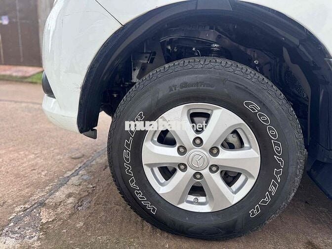 Mazda BT 50 2014 2.2L 4x4 MT - 115000 km