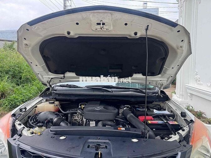 Mazda BT 50 2014 2.2L 4x4 MT - 115000 km