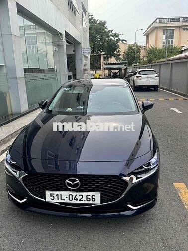 Mazda 3 2021 1.5L Luxury - 36000 km