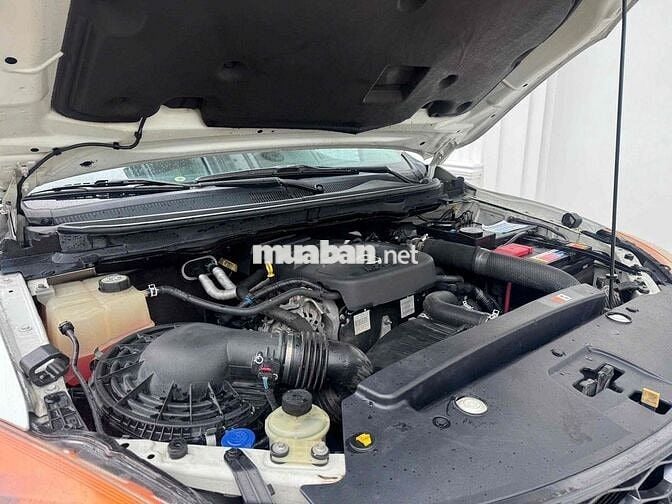 Mazda BT 50 2014 2.2L 4x4 MT - 115000 km